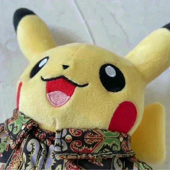 Pikachu Batik Indonesia Journey Plush 8" - Limited Edition Ship From USA - Picture 10 of 10